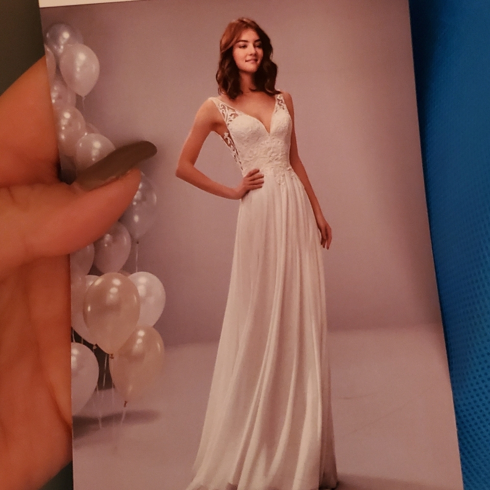 Brand New Wedding Dress
